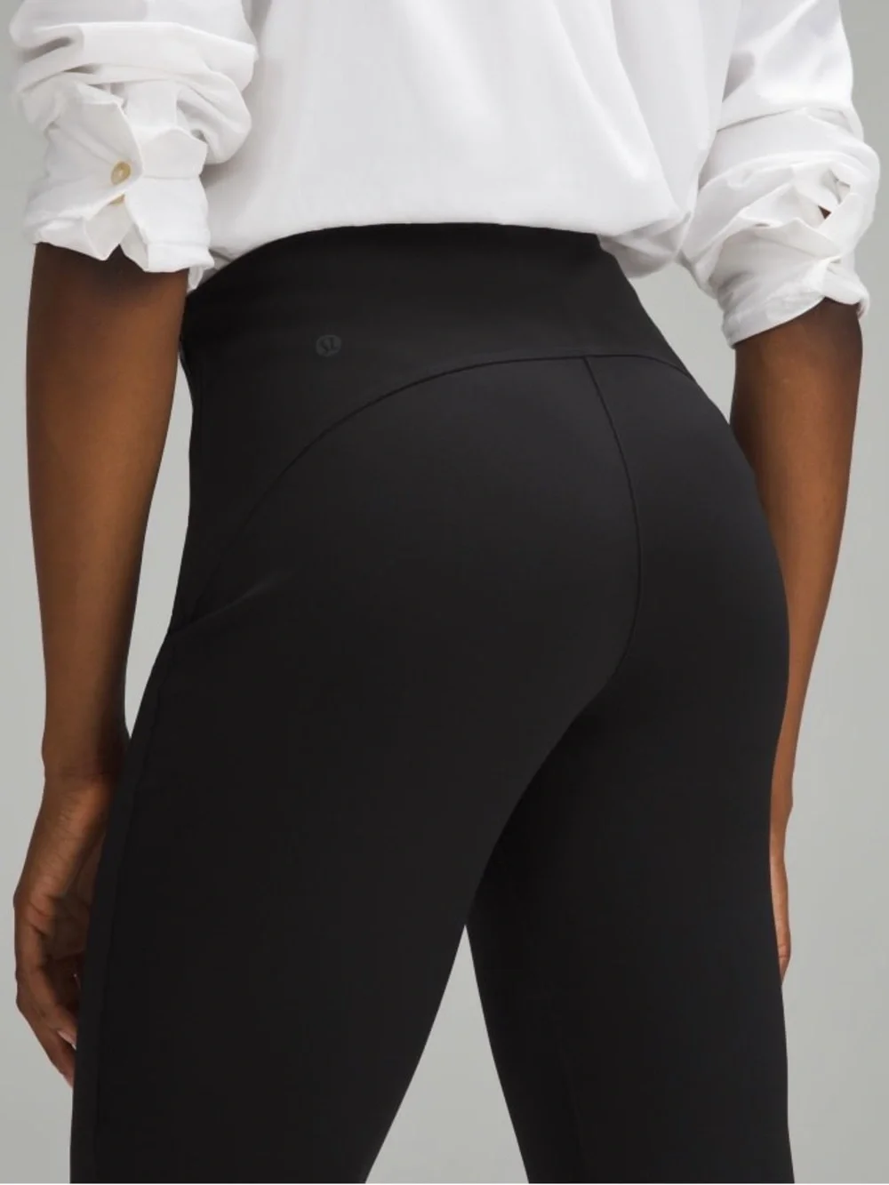 Lululemon Smooth Fit Pull-On High-Rise Pant Regular - Black, Size 14